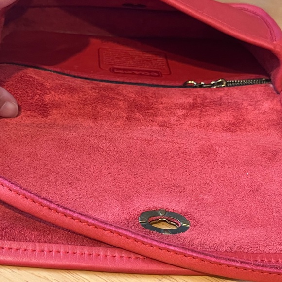 Coach Vintage Dinky # 9375 in RED color - Picture 6 of 12